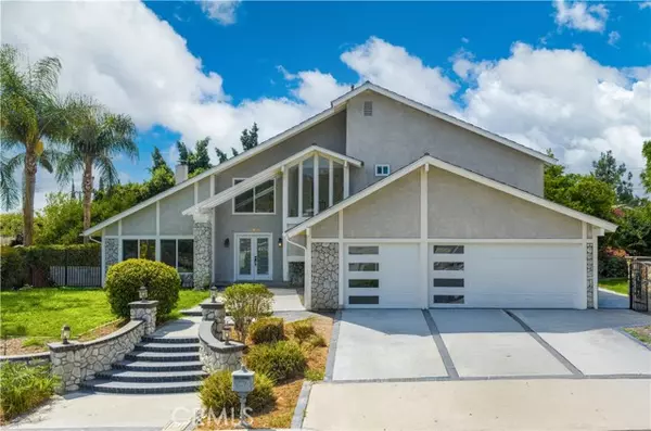19402 Lemon Hill Drive, Tustin, CA 92705