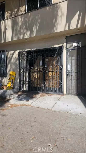 Los Angeles, CA 90043,2921 FLORENCE