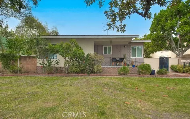 835 E Foothill Boulevard, Monrovia, CA 91016