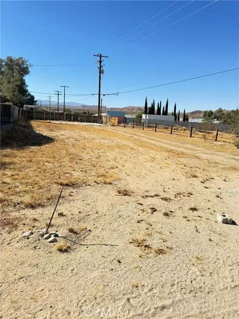 Joshua Tree, CA 92252,62086 Valley View