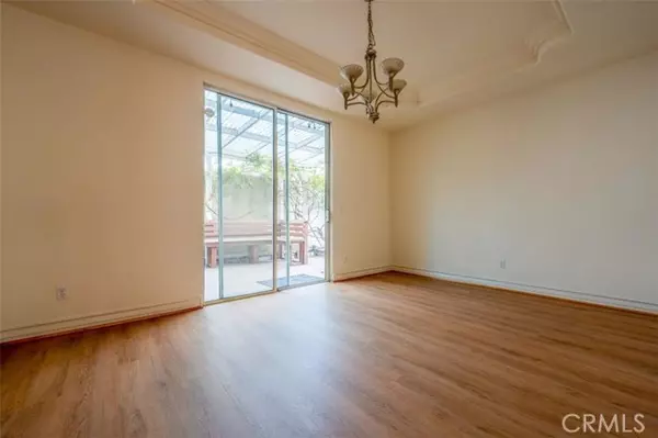 Arcadia, CA 91006,51 E Colorado Boulevard