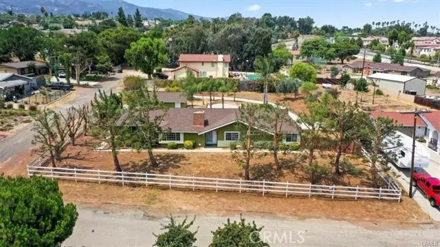 Corona, CA 92881,19995 Layton