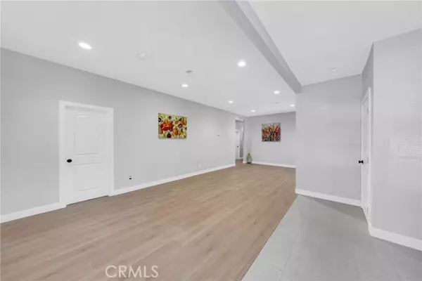 Pomona, CA 91767,404 E Kingsley Avenue