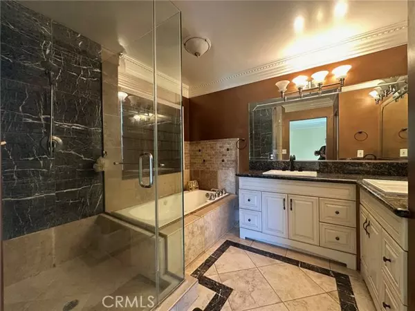 Ontario, CA 91761,928 S Bon View Ave