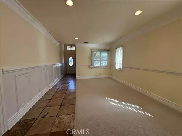 Ontario, CA 91761,928 S Bon View Ave