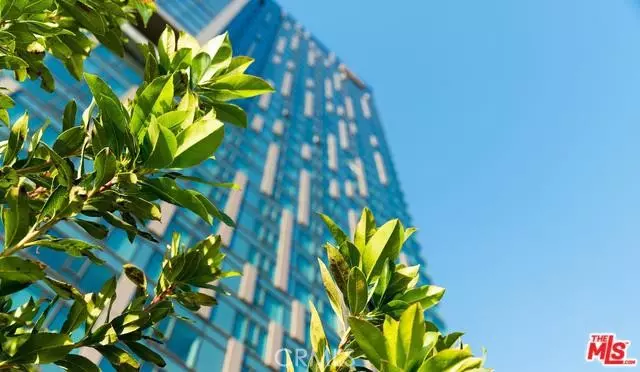 889 Francisco #902, Los Angeles, CA 90017