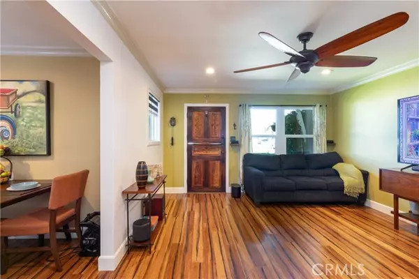 Huntington Beach, CA 92646,8242 Grant Drive