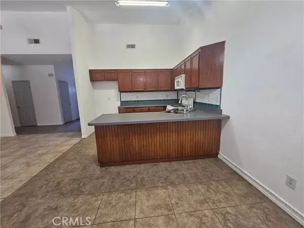 Bakersfield, CA 93307,5411 Los Amigos Drive