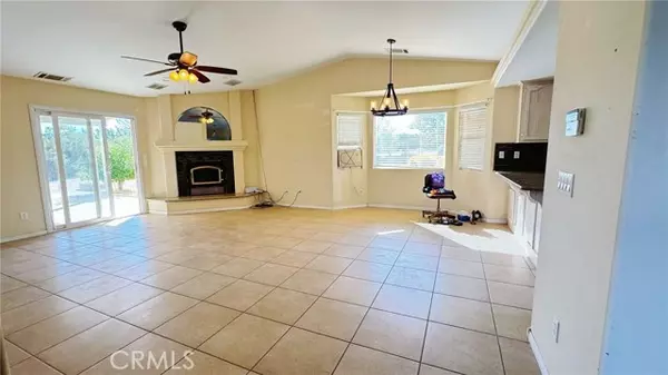 Hesperia, CA 92344,13075 Rodeo