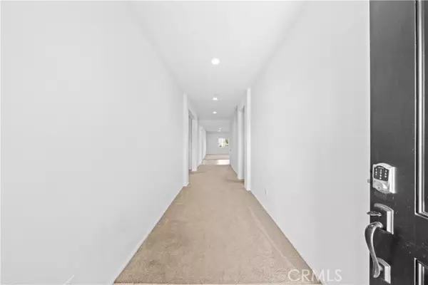 Ontario, CA 91761,2443 E Lewiston