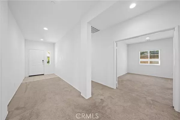 Ontario, CA 91761,2443 E Lewiston