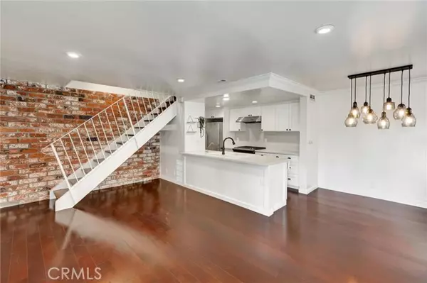 La Verne, CA 91750,3043 N White