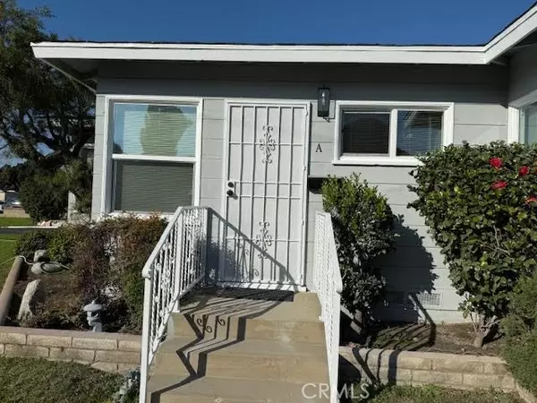 Gardena, CA 90249,15616 S MANHATTAN Place
