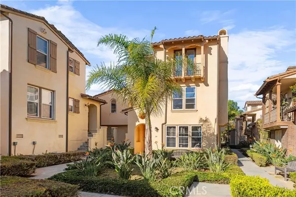 Irvine, CA 92603,39 Tall Oak