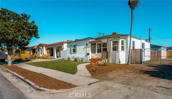 Los Angeles, CA 90047,10640 S Gramercy