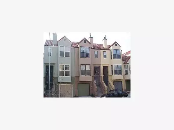 61 ORSI, San Francisco, CA 94124