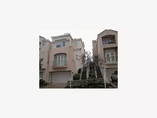 20346 VIA VOLANTE, Cupertino, CA 95014