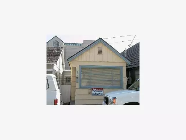 307 CHERRY Avenue, Capitola, CA 95010