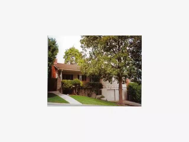 Redwood City, CA 94061,3790 COUNTRY CLUB Drive