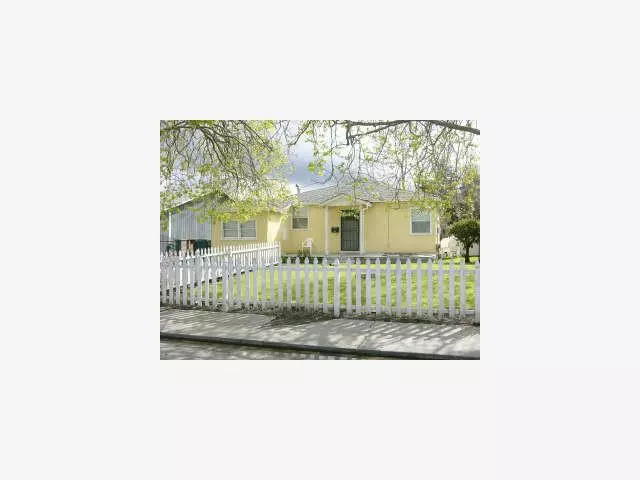 1110 ALBERNI Street, East Palo Alto, CA 94303