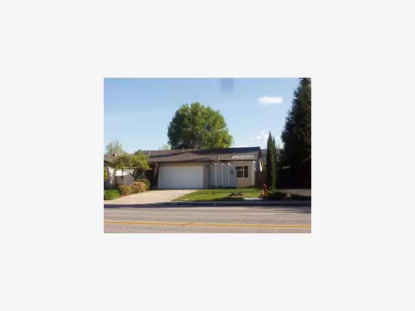 912 E EVELYN Avenue, Sunnyvale, CA 94086