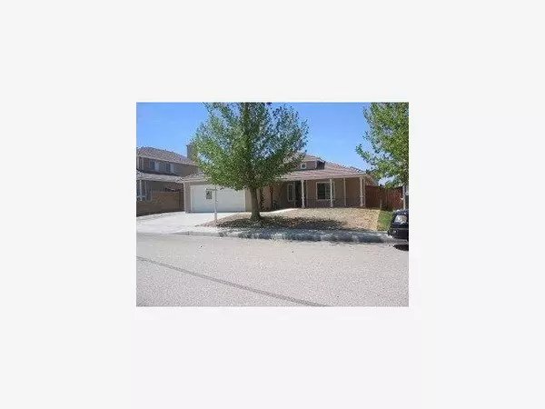 43221 E 32 nd, Lancaster, CA 93535