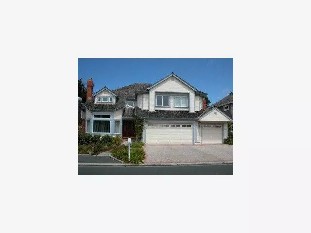 Half Moon Bay, CA 94019,385 EAGLE TRACE Drive