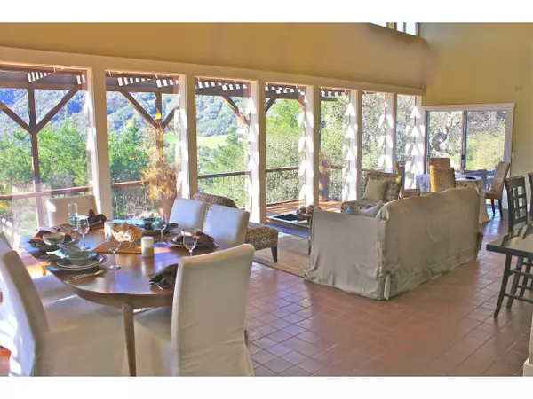 210 VIA LOS TULARES, Carmel Valley, CA 93924