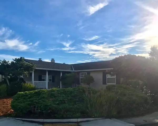 401 Saint John Avenue, Half Moon Bay, CA 94019