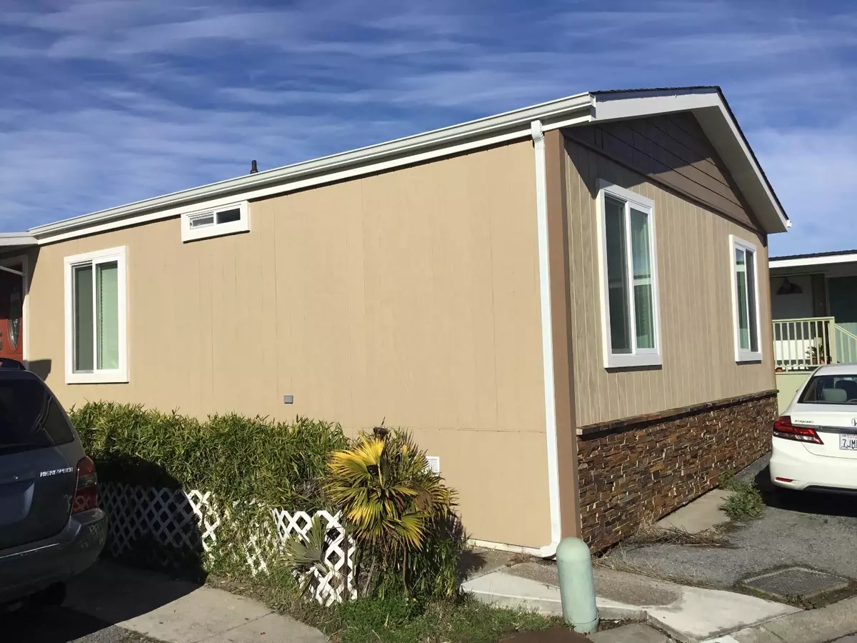 Moss Beach, CA 94038,120 Retiro Lane #120