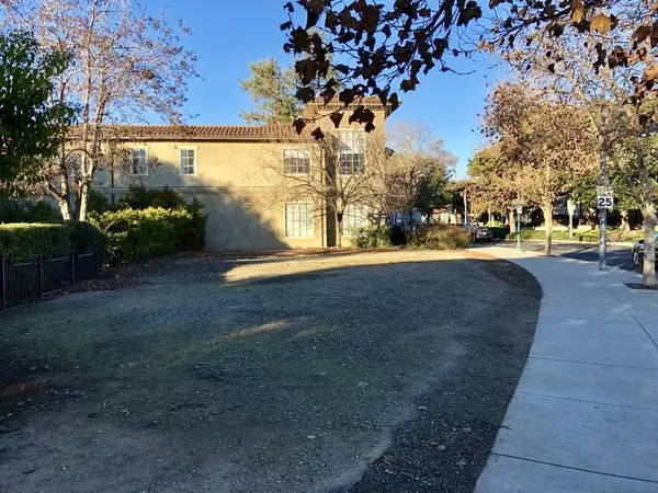 300 Civic Center, Campbell, CA 95008