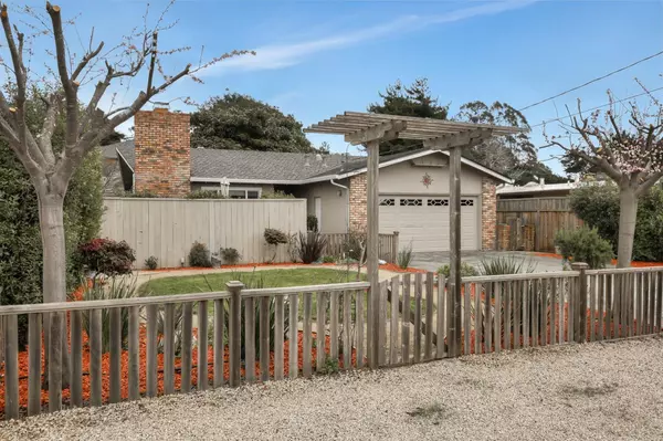 307 Martin Drive, Aptos, CA 95003