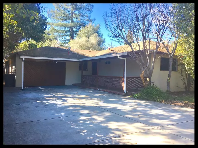 214 Oak Court, Menlo Park, CA 94025