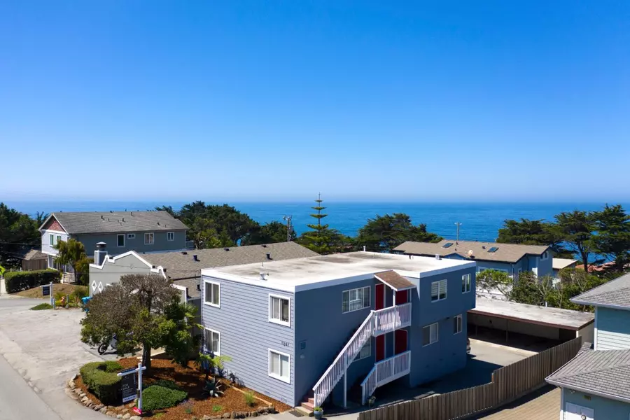 1341 Main Street, Montara, CA 94037