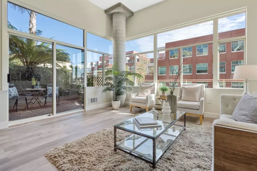 5855 Horton Street #414, Emeryville, CA 94608