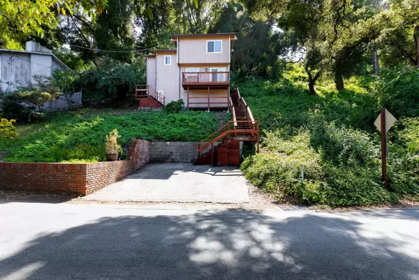 406 Bonita Drive, Aptos, CA 95003