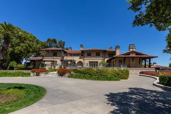 Portola Valley, CA 94028,5660 Alpine Road