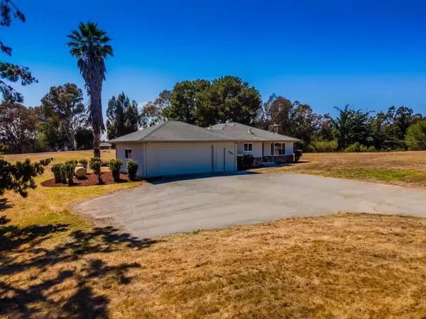 3520 Pleasant Acre Lane, Aromas, CA 95004