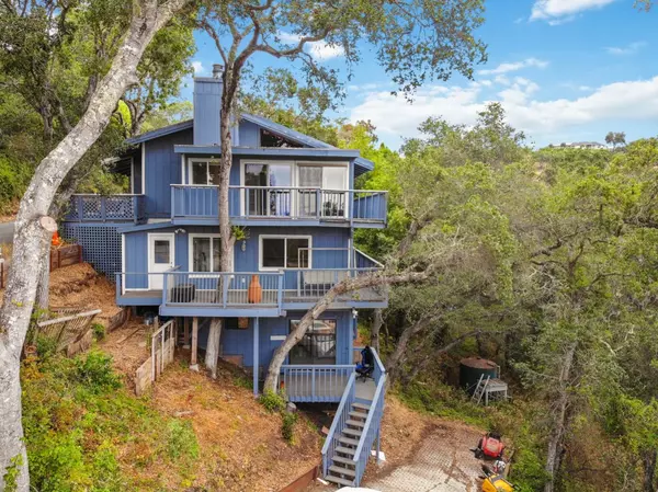 165 Suncrest Drive, Soquel, CA 95073