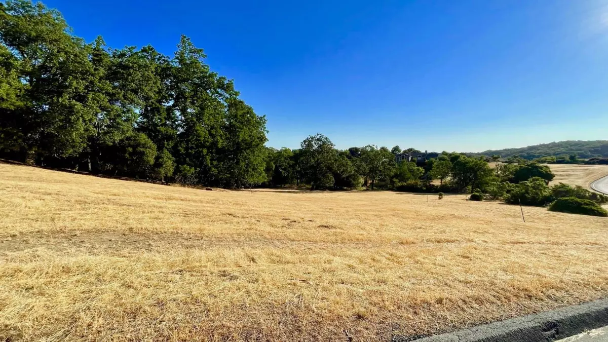 Portola Valley, CA 94028,9 Buck Meadow Drive