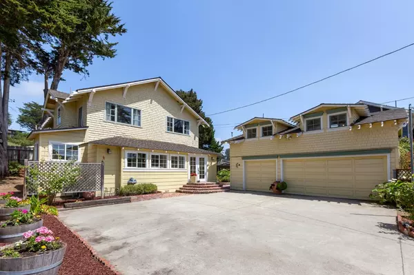 140 Wienke Way, Moss Beach, CA 94038