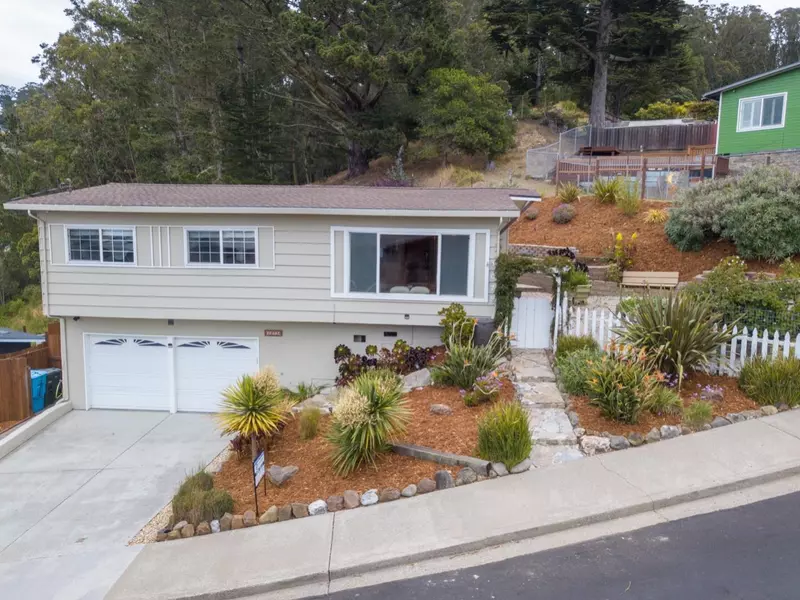 1075 Crespi Drive, Pacifica, CA 94044