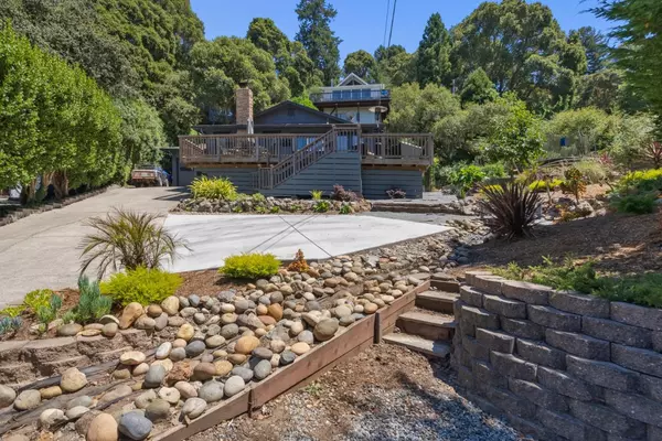 808 Encino Drive, Aptos, CA 95003