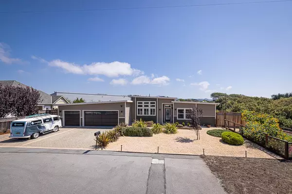 345 Belleville Boulevard, Half Moon Bay, CA 94019