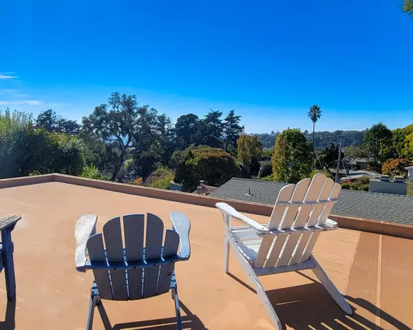 204 Highland Drive, Aptos, CA 95003