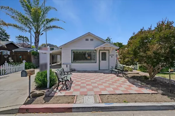 4570 Crystal Street, Capitola, CA 95010