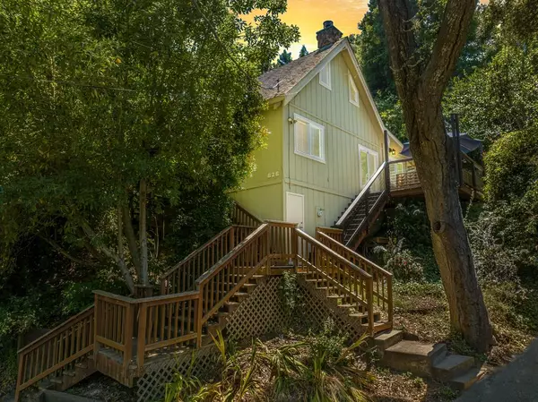 626 Bonita Drive, Aptos, CA 95003