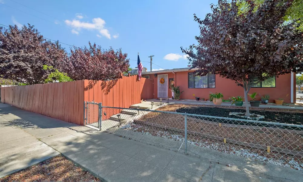 751 Lakewood Drive, Sunnyvale, CA 94089