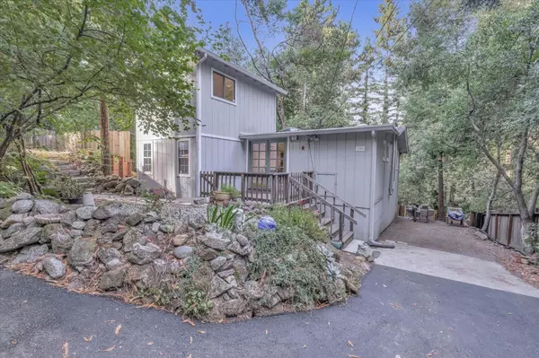 121 Mahogany Way, Boulder Creek, CA 95006