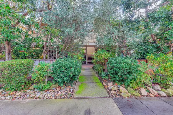 640 Forest Avenue #D, Palo Alto, CA 94301